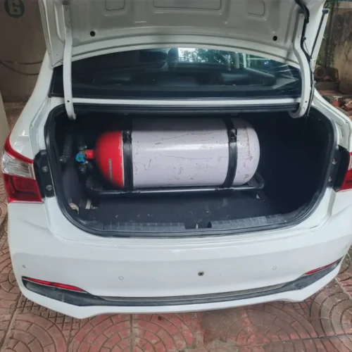 Hyundai  Xcent Petrol CNG - Image 2