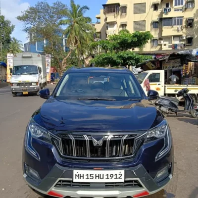 XUV 700